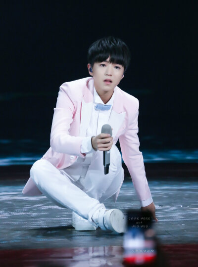 #TFBOYS王俊凯##王俊凯##TFBOYS#160222 湖南卫视元宵喜乐会cr：起司Cheese_