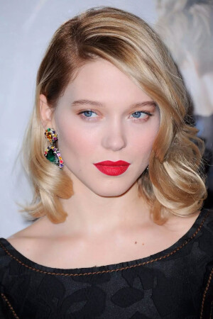 蕾雅·赛杜（Léa Seydoux）