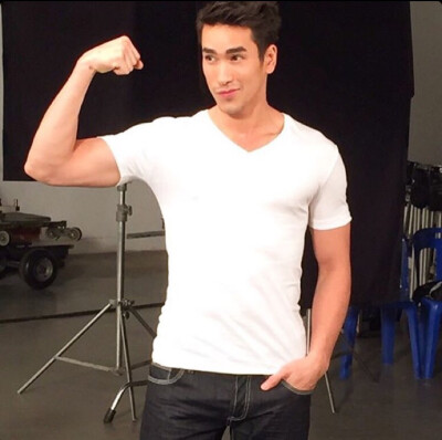 nadech