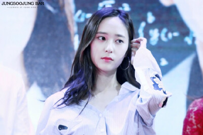 【晶吧独家】160511 #郑秀晶# 颜霸！你最好看咯，整颗心都给你@KRYSTALJUNG 撩了我就嫁我好嘛！ #郑秀晶Krystal# #Krystal你天生是焦点#