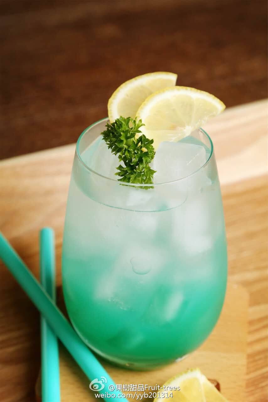 冰块柠檬