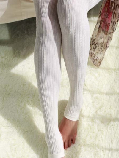 刺绣卡通踩脚袜