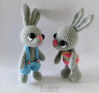 Beach Bunnies Free Amigurumi Pattern