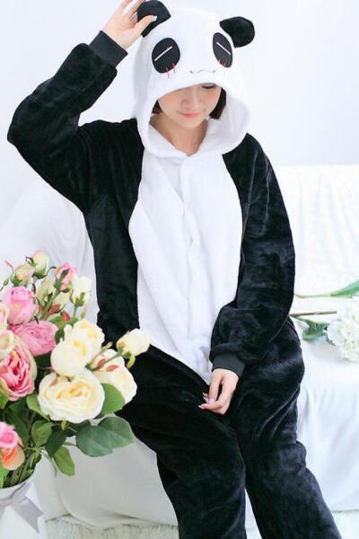 熊猫连体睡衣女家居秋冬季珊瑚卡通长袖情侣服