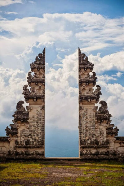 寺庙Pura lempuyang天堂门，巴厘印度尼西亚
