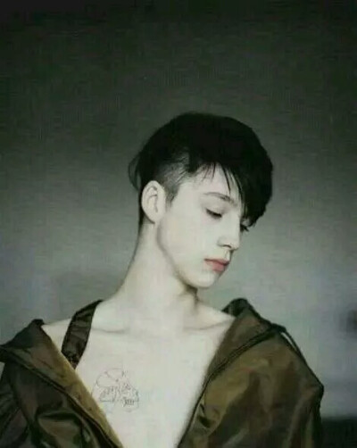 Ash Stymest