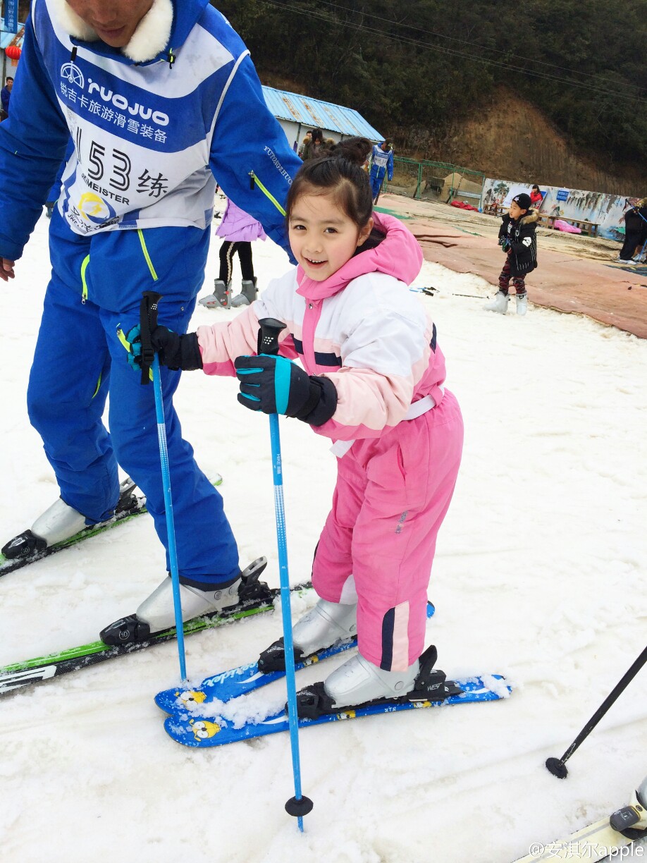 滑雪大冒险 