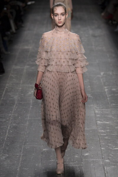 Valentino 2016秋冬时装秀 巴黎秀场