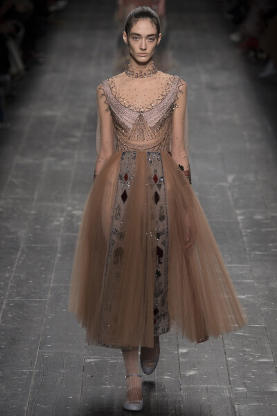 Valentino 2016秋冬时装秀 巴黎秀场