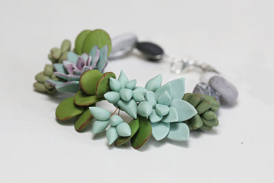 多肉自然首饰：Green Succulent Bracelet Polymer clay by JewelleryForWorld on Etsy