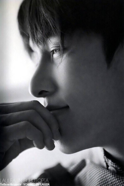 Shinhwa 神话 신화 Dane Kim 김동완 金烔完 Kim Dong Wan