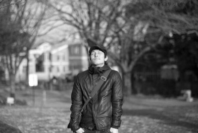 Shinhwa 神话 신화 Dane Kim 김동완 金烔完 Kim Dong Wan