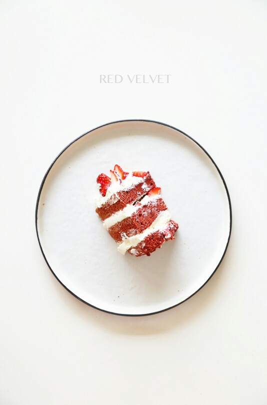 Hello, Ms.Red Velvet.
By Xiaoyue Pu
2016.05.19