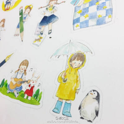 我有雨衣和鞋子，伞可以给你打
