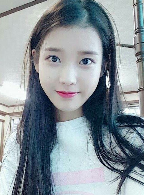 IU IU 李智恩 李知恩