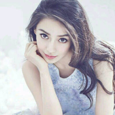 angelababy。