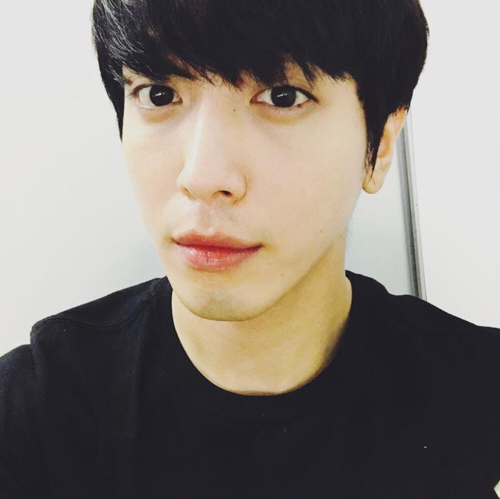 cnbluecodenameblue郑容和李宗泫李正信姜敏赫boice