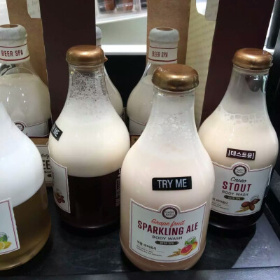 爱茉莉的啤酒沐浴液 味道很好闻 价钱也合适 两瓶拿 一瓶300ml