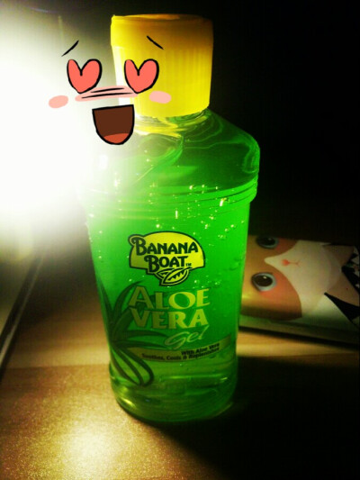 楼主去海边玩一定会带的晒后修复！！！暴晒后一定要用，能抑制红肿脱皮！！！