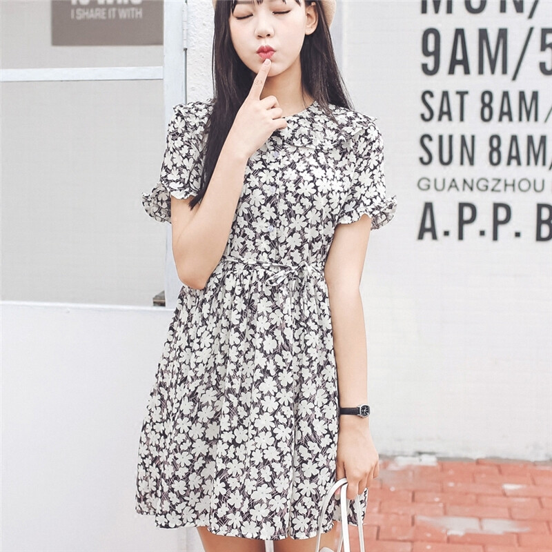 韩版气质女装修身显瘦打底A字裙甜美娃娃领短袖碎花印花连衣裙夏