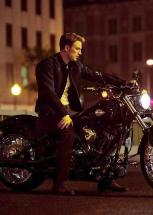 帅的不要不要的