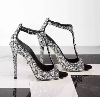 JIMMY CHOO MEMENTO系列