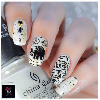 Ins博主love_nails_etc带来的#MYL反馈#，很多款式都很有想法！方形水印也很特别 #美甲##脑洞#