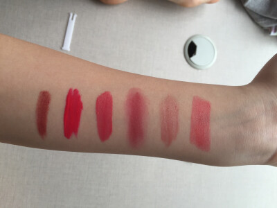 YSL 圆管12
YSL 唇釉103
MAC viva glam 1 ac5
nyx 17
爱丽小屋 PK004
burt's bee 411