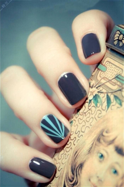 最爱这种大气简单又不乏气质的设计