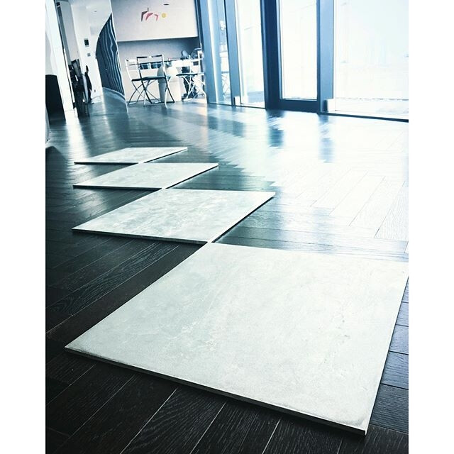 喜欢研究家具和地板的