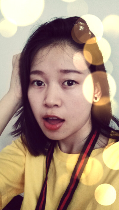 哈哈 丑死了当初 现在更丑了