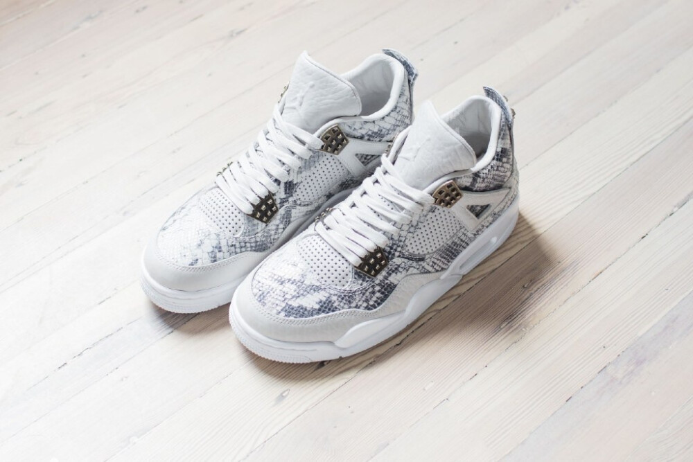 Air Jordan 4 Premium "Snakeskin" …