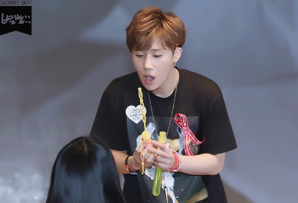 150530 波拉美签售会 cr 7__starrysky