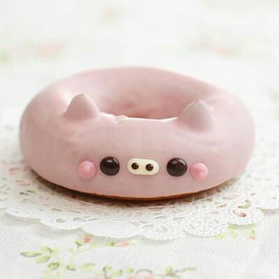 小猪甜甜圈 piggy donuts