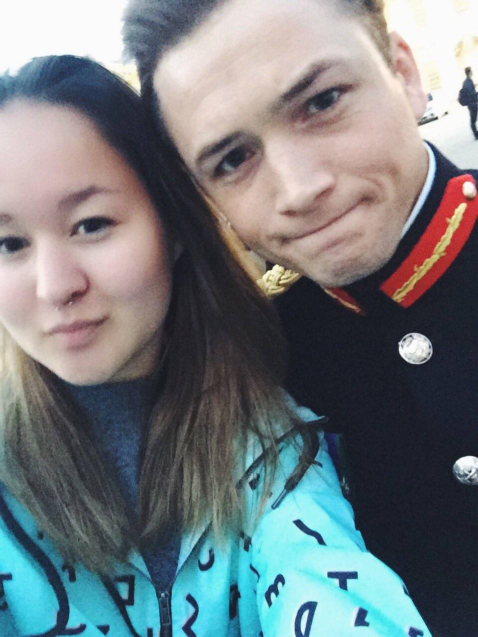 塔伦·埃格顿。蛋蛋