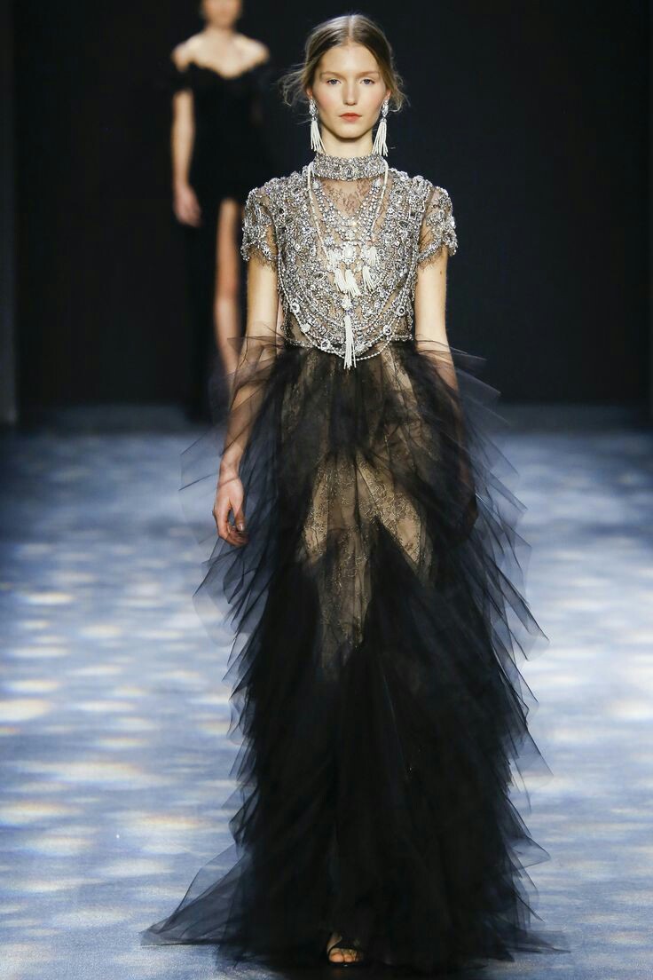 Marchesa Pre-Fall 2016 Fashion Show