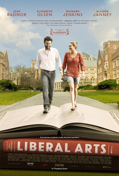 《文科恋曲》Liberal Arts (2012)已过而立之年的杰西（乔什·拉德诺 Josh Radnor 饰）厌倦了乏味单调的工作，他总是怀念着以往的大学生活，曾经的食堂和寝室、聚会和诗会常常浮现在他脑海。这天，他突然接到大学时代最喜欢的彼得教授（理查·詹金斯 Richard Jenkins 饰）的邀请，希望他能在自己的退休晚宴上做个演讲，杰西简直迫不及待地前去赴约。令人意想不到的是，在晚宴上他遇到了一位19岁的女学生吉比（伊丽莎白·奥尔森 Elizabeth Olsen 饰），吉比非常喜欢他的演讲，在交谈中，两人竟发现对方在文学、艺术上的爱好几乎一模一样，彼此渐渐互生情愫。然而，现实的年龄