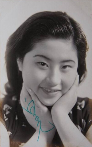 民国影星签名老照片