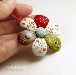 『Patchwork flower』From Eva Thissen