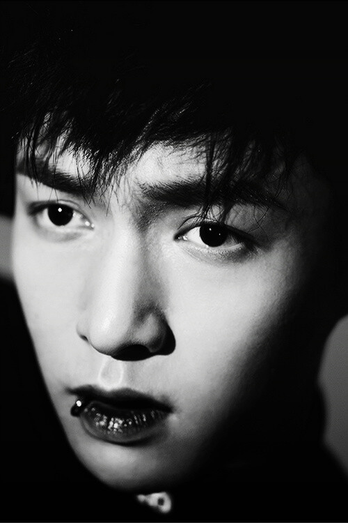 张艺兴.EXO.LAY