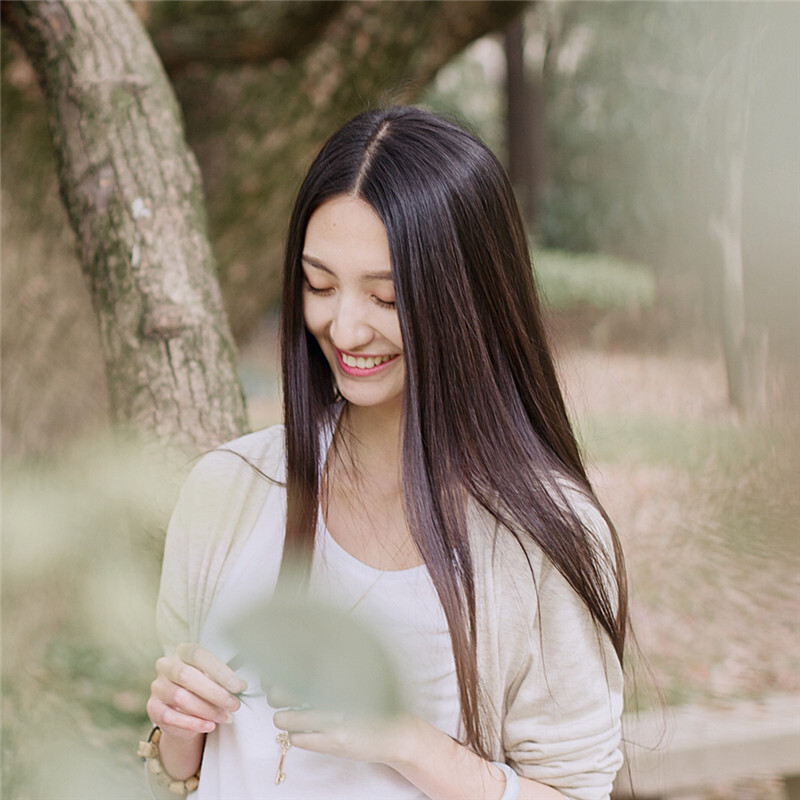 高清女生头像 唯美 长发 背景 小清新 意境 她回眸一霎那 似极了旧时的你 华裳翻飞 眉目如画 #颜溪#