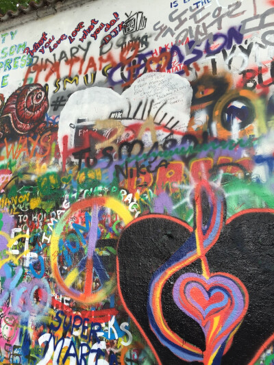 Wall Lennon in Prague 