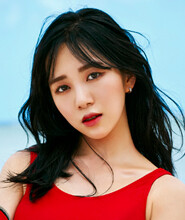 민아 (권민아)
Min A
Rap, Bass
1993.09.21
160cm, 43kg