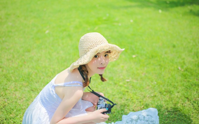 小清新夏日美女电脑宽屏壁纸