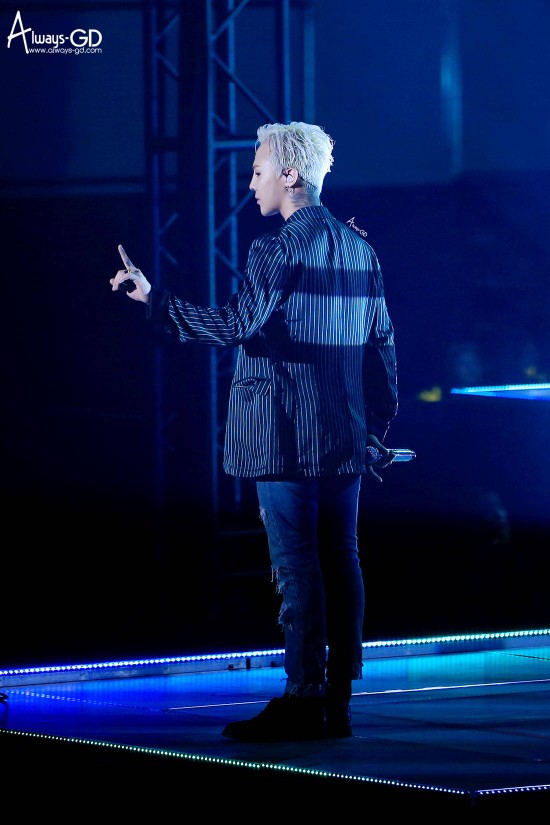 屋里BB！权志龙 东永裴 姜大成 崔胜铉 李昇炫！bigbang is everything！ cr:logo