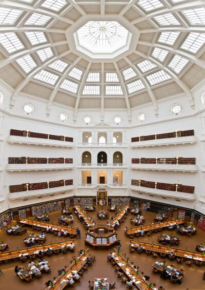 45+ Of The Most Majestic Libraries In The World