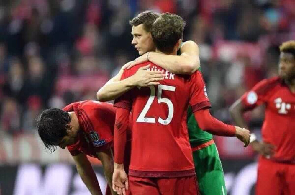 你喜欢托马斯，那我就支持诺伊尔