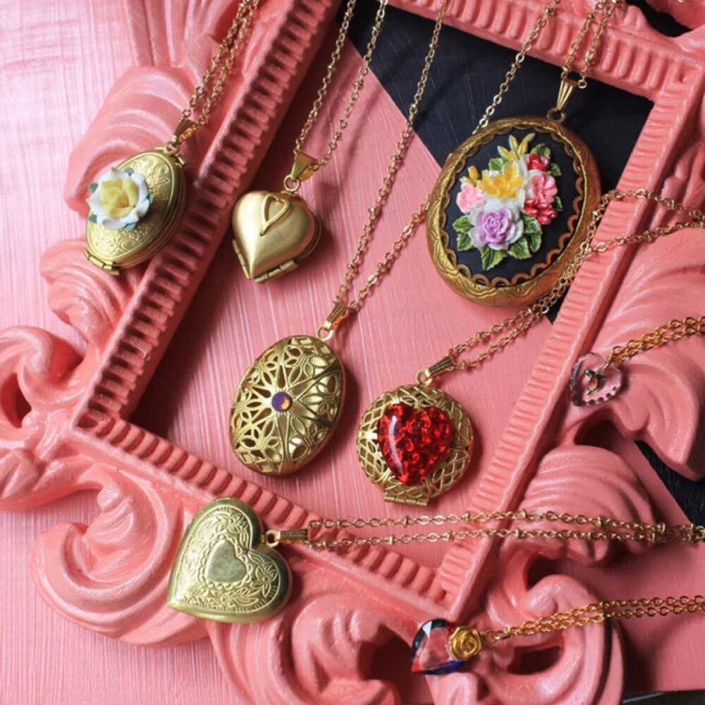 vintage jewelry