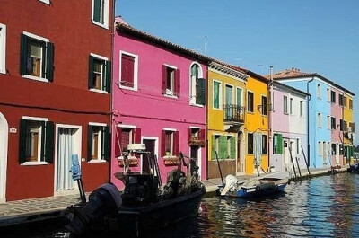 威尼斯，彩色岛。
