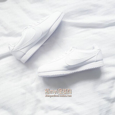 代购 美国代购 Nike Cortez 阿甘情侣跑鞋 皮革面 经典纯白 749502 100